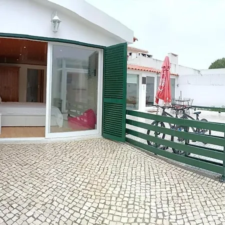 بيت ضيافة Casinha Na Praia أزينهاس دو مار